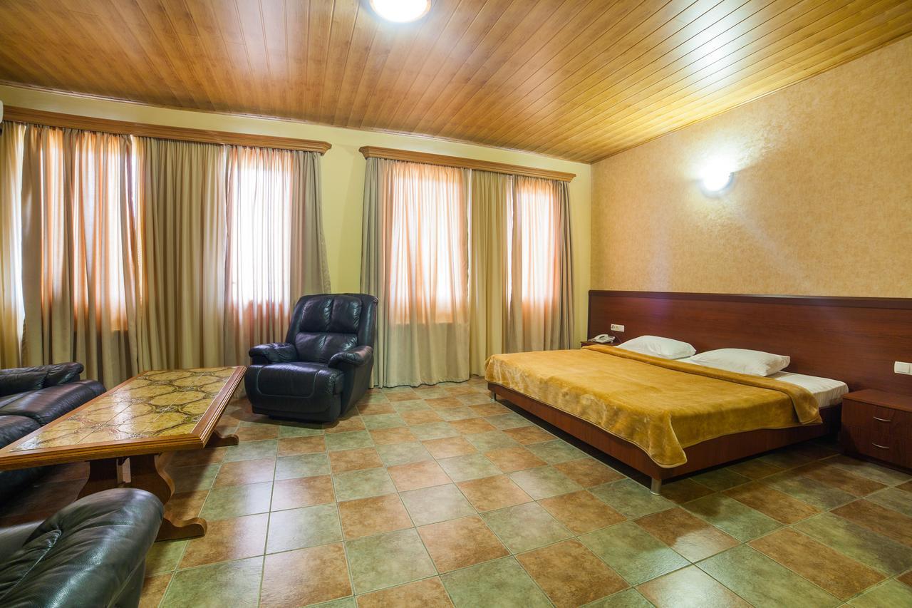 Zedazeni Hotel Mtsʼkhetʼa Esterno foto